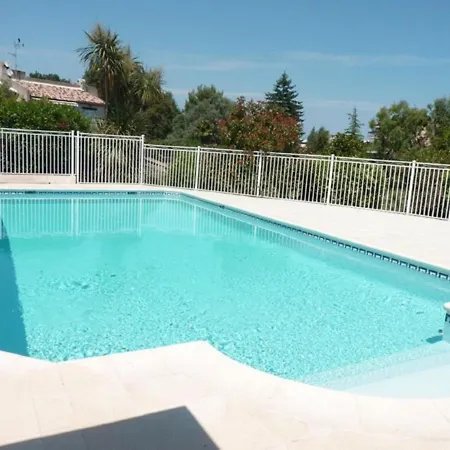 Joli 2p Climatise Dans Calme Et Securisee Avec Piscine Apartamento